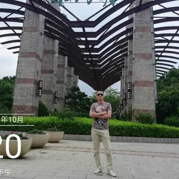 40岁岁四川单身帅哥 - 西藏吉缘网