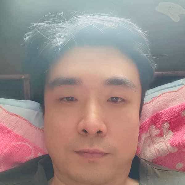 43岁岁河南单身帅哥 - 西藏吉缘网