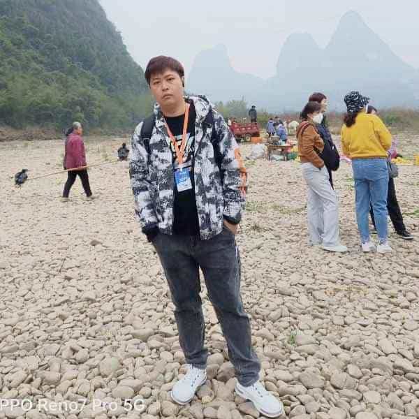 35岁岁浙江单身帅哥 - 西藏吉缘网