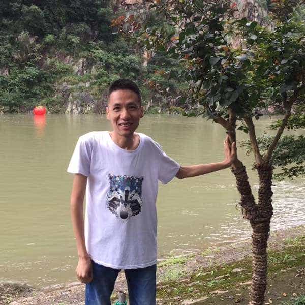 40岁岁湖北单身帅哥 - 西藏吉缘网