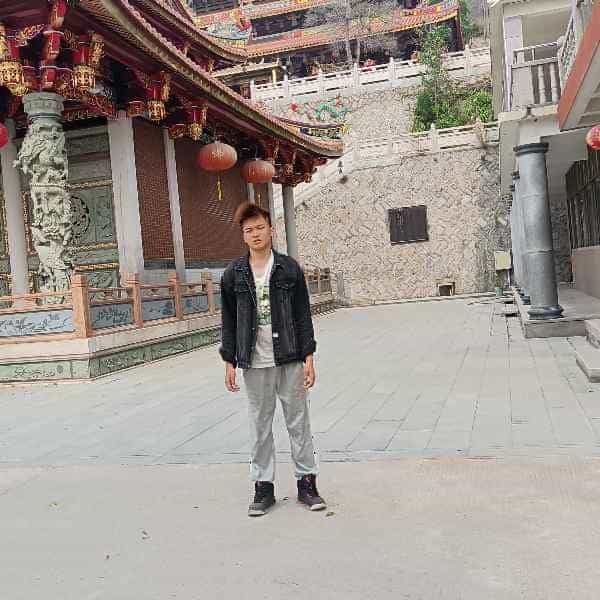 28岁岁江西单身帅哥 - 西藏吉缘网