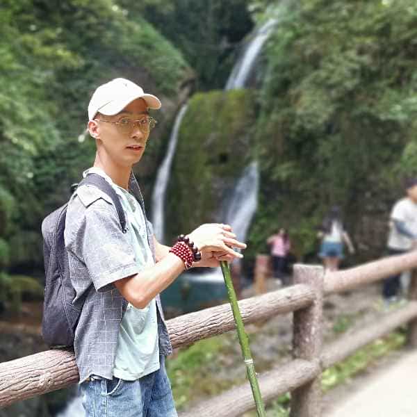 29岁岁四川单身帅哥 - 西藏吉缘网